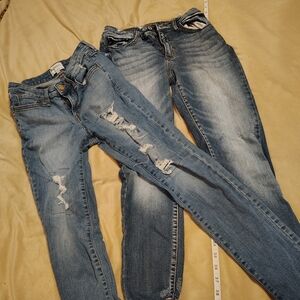 Bundle Listing: 2 Pairs of Distressed Skinny Jeans W28 William Rast & KanCan